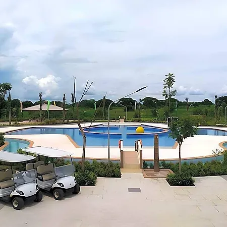 Aquamira Hotel & Resort